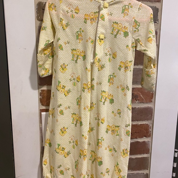 Vintage Yellow Train Print Pajama Set - Picture 2 of 4